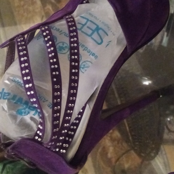 Fabulous Rhinestone 6 inch Suede Purple Stilettos - Picture 13 of 13